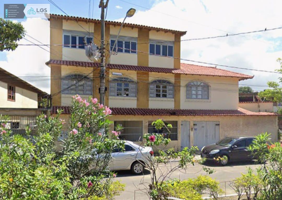 Casa Triplex perto de todo comercio da Região - LGS Corretor
